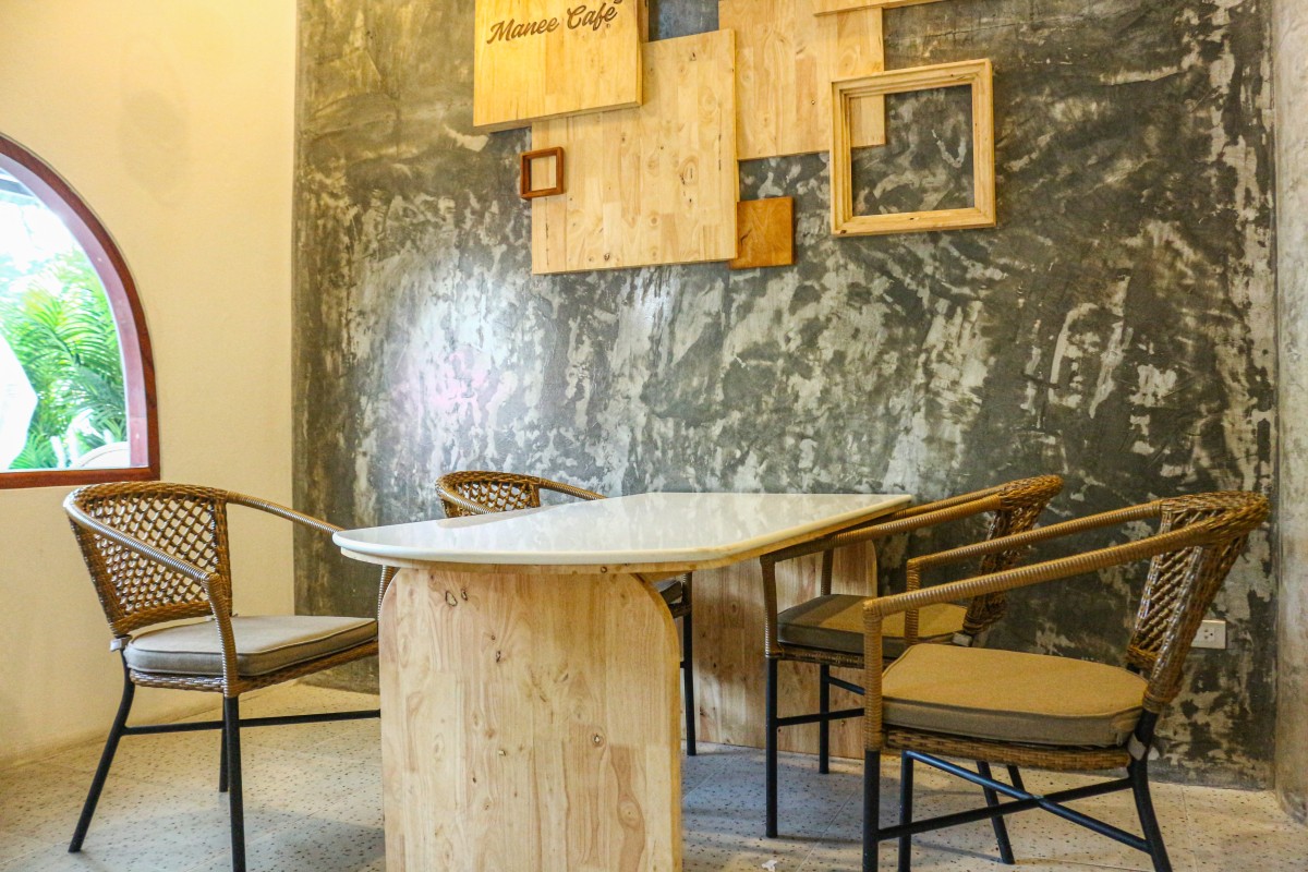 Manee Cafe-Hatsady