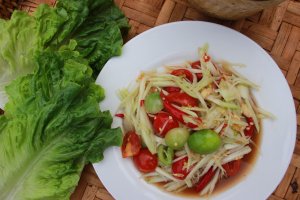 Papaya salad Lao style (Tum Mak Houng)
