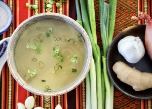 Essential Lao Chicken Broth