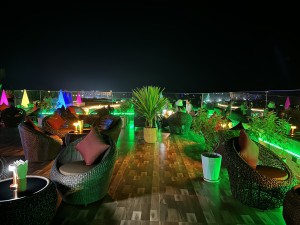 Sip & Chill Rooftop Bar
