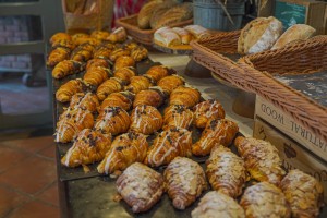 ຊູຣິກ ເບຣດແຟັກຕໍຣີ ແລະ ກາເຟ Zurich Bread Factory & Cafe
